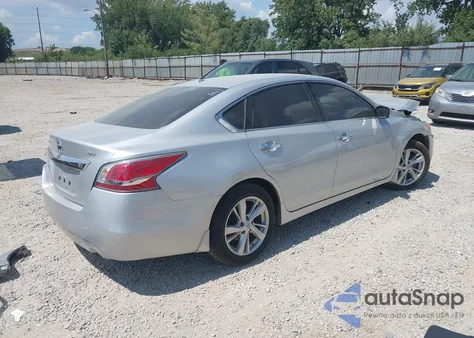 2015 Nissan Altima 2.5 Sv из США, поврежденный, VIN 1N4AL3AP5FC216691